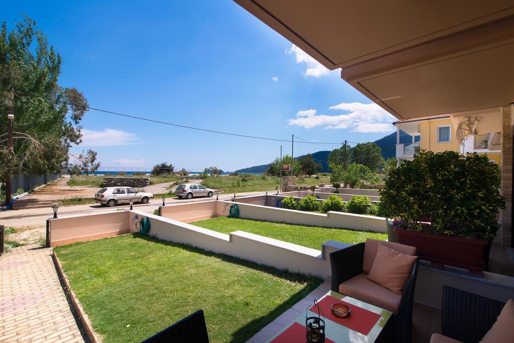 Meltemi Villa Chrisi Ammoudia Exterior foto